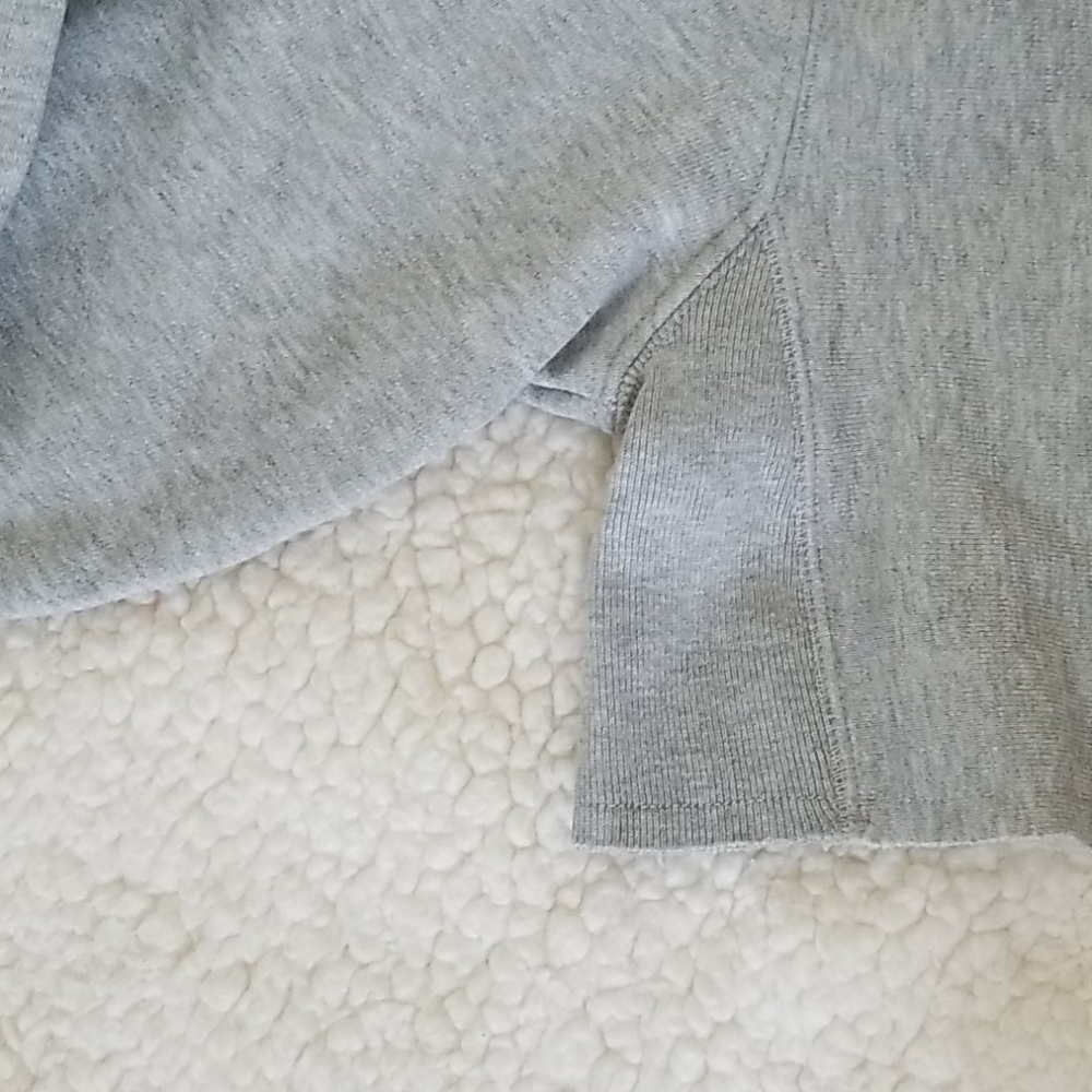 *ONE LEFT*Champion Cropped Sweatshirt - Picture 6 of 8